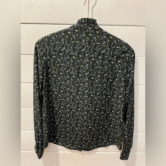 🖤 Black Floral Ruffle Blouse – Simons Exclusive TWIK (Size P/S)🖤 - Picture 9 of 9
